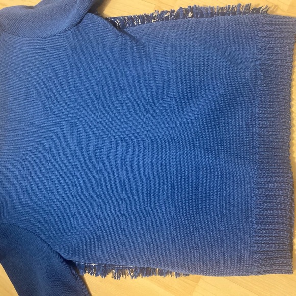 New sweater - Picture 15 of 15